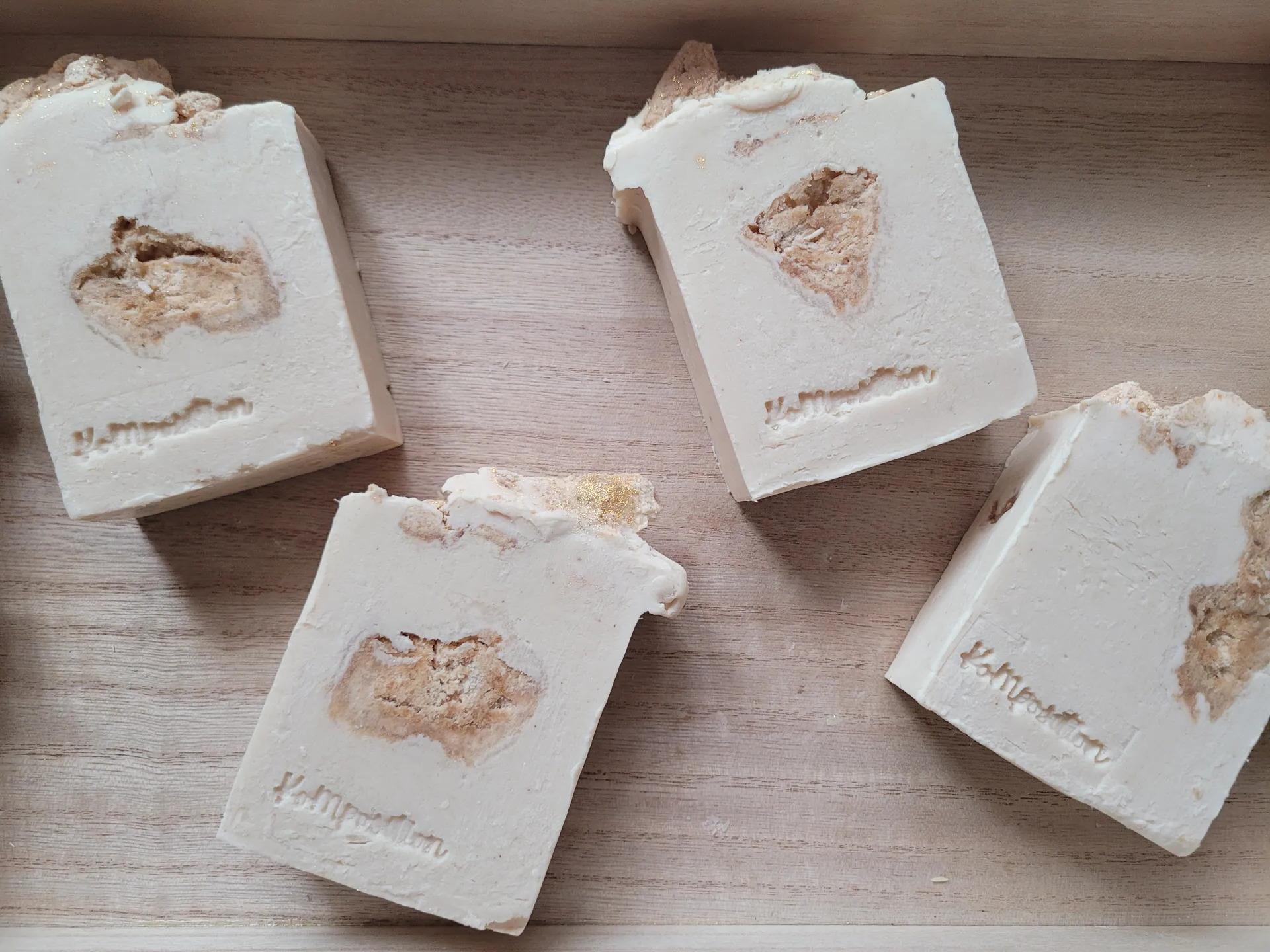 Cream Bar